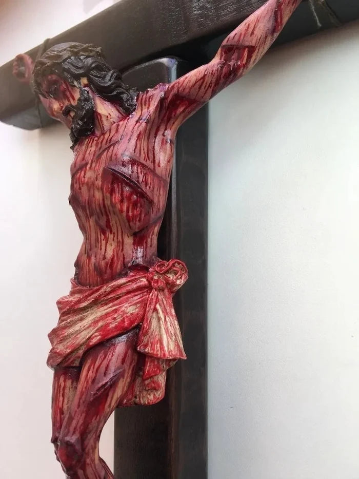 Handmade - Realistic Crucifix Christ